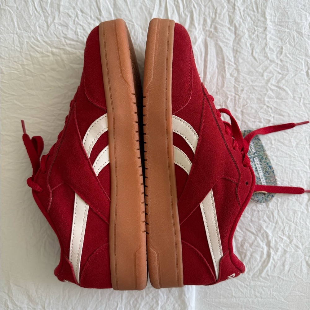 NWT Reebox shoes - Picture 3 of 6